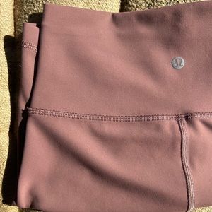 Pink Lululemon Wunder Train High Raise short “8